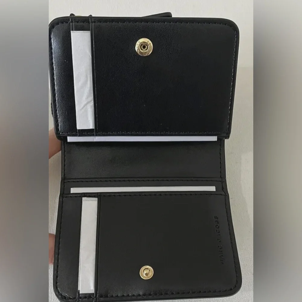 Marc Jacobs Logo Compact Wallet Black Multi - Picture 3 of 9